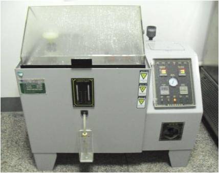 Salt spray test machine
